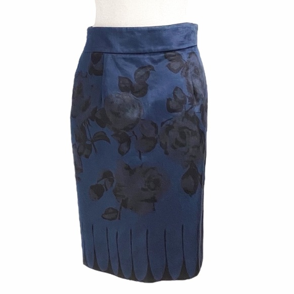 RED VALENTINO NAVY BLACK FLORAL SATIN HIGH RISE PENCIL SKIRT - XS - Picture 4 of 9
